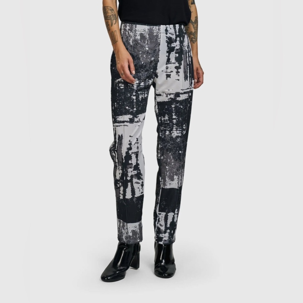 Attitude by Alembika Digi Slim Pants- Marbled- Size 0 (US 4-6)